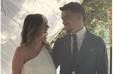 Uma cerimónia simples num dia de dor! Pote casa-se no dia do funeral de Diogo Jota: as imagens do casamento