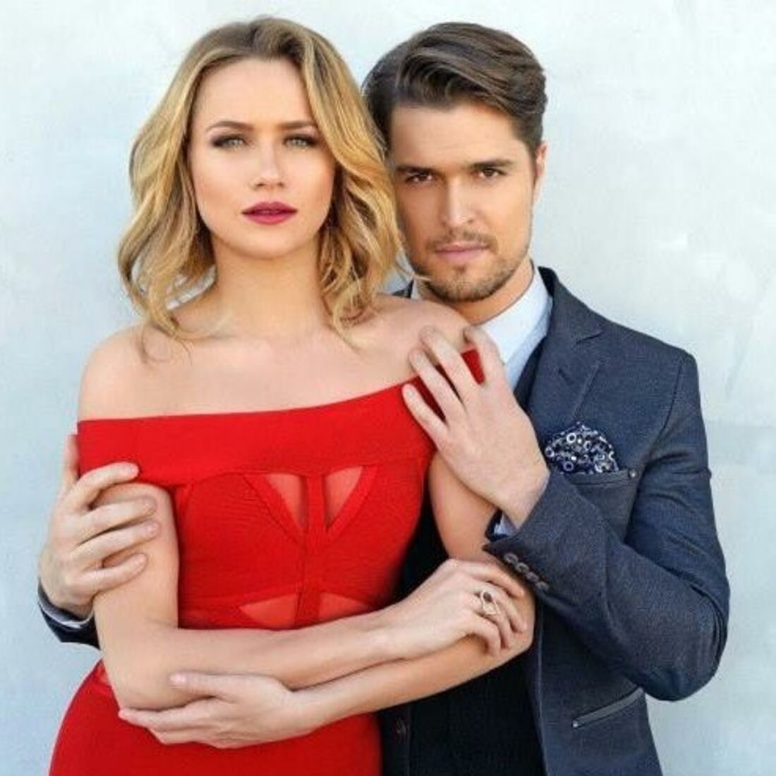 Diogo Morgado, Michaela McManus