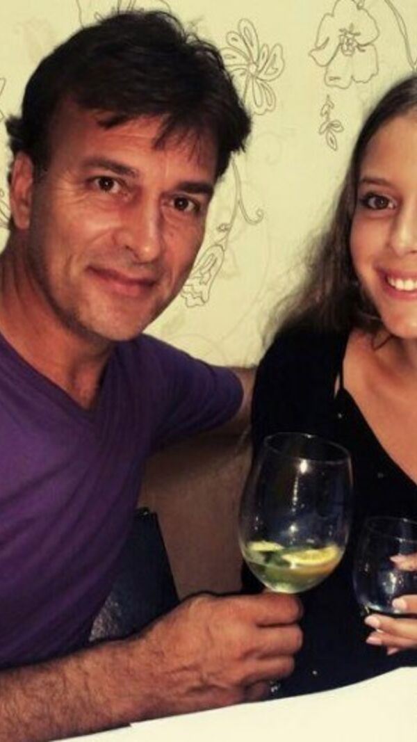 Tony Carreira, Sara