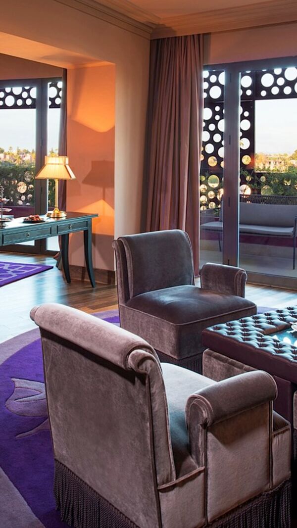 Cristiano Ronaldo ROYALSUITE2