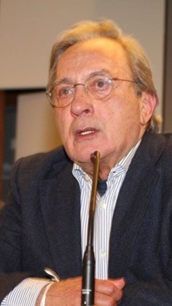Carlos Cruz