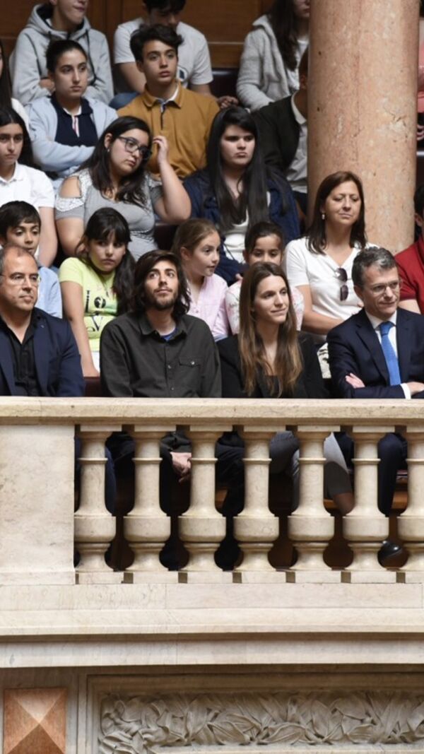 salvador sobral, luísa sobral, assembleia da república, eduardo ferro rodrigues, parlamento