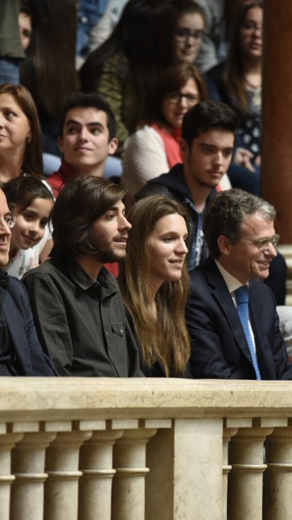 salvador sobral, luísa sobral, assembleia da república, eduardo ferro rodrigues, parlamento