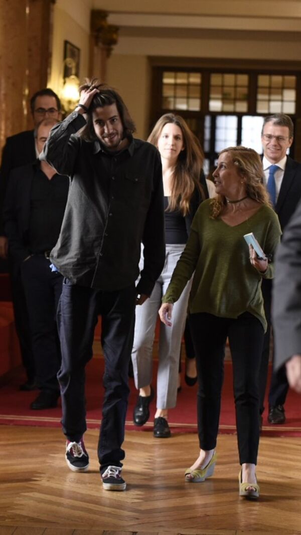 salvador sobral, luísa sobral, assembleia da república, eduardo ferro rodrigues, parlamento