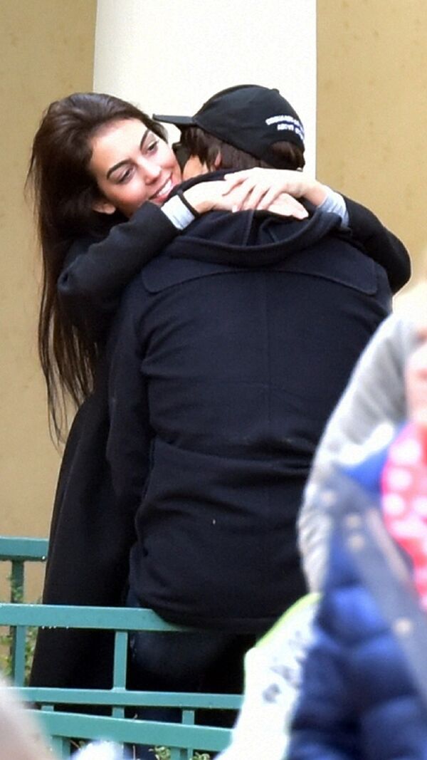 cristiano ronaldo, georgina rodríguez, disneyland, paris