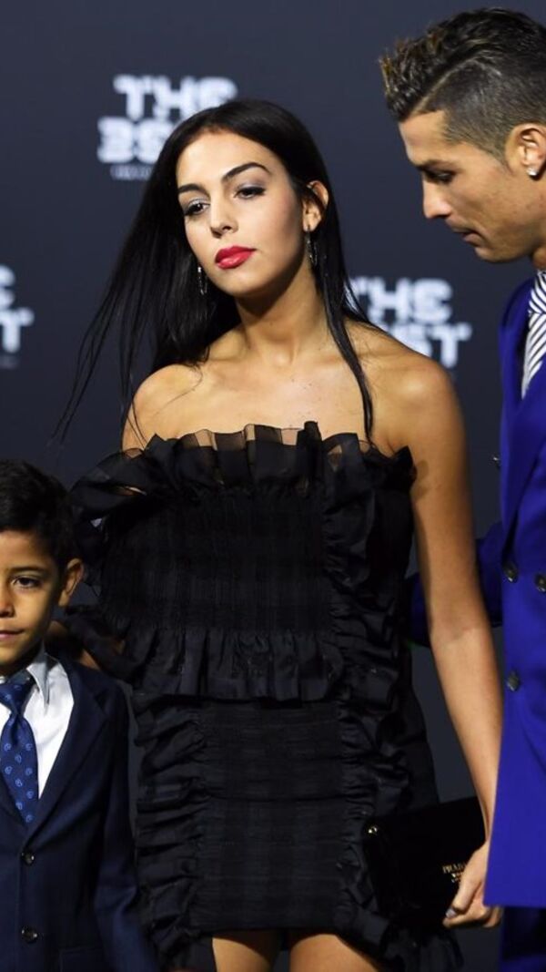 Cristiano Ronaldo, Irina Shayk, Georgina Rodriguez