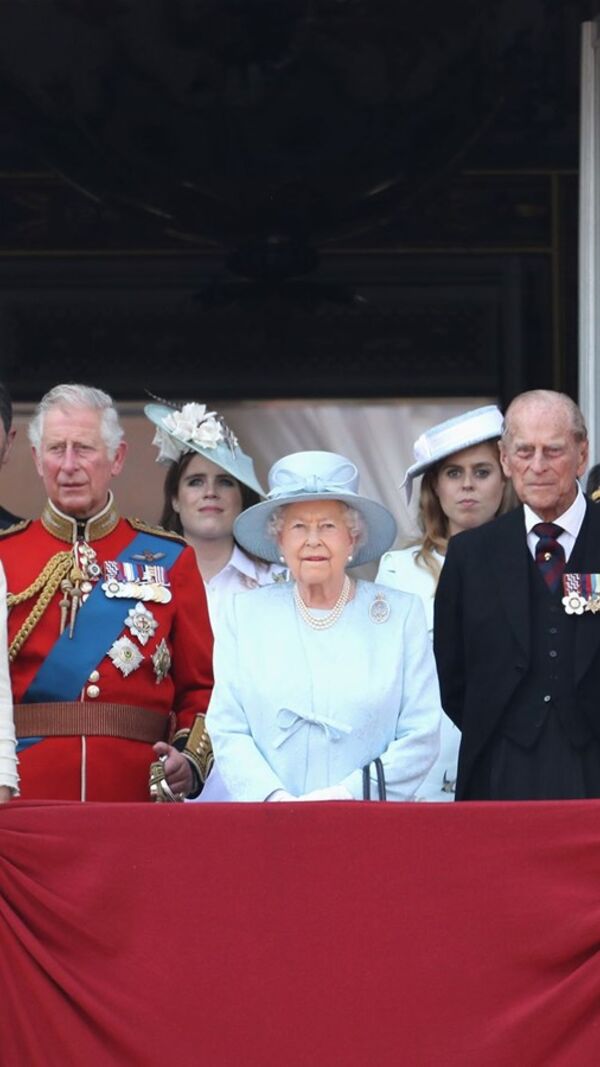 Familia real inglesa isabel II, kate, william