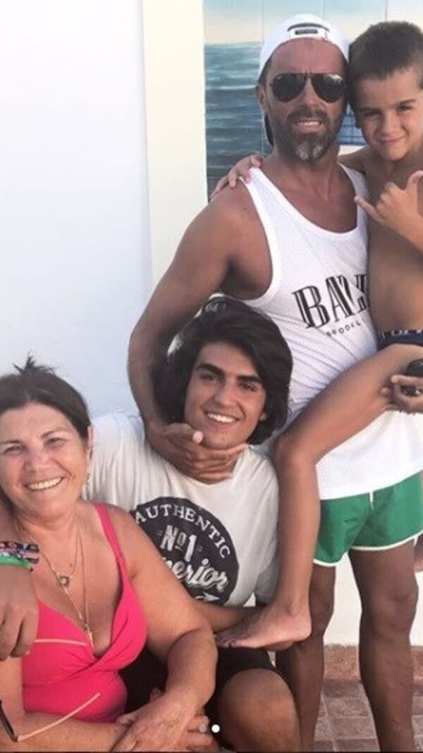 José Pereira e dolores aveiro