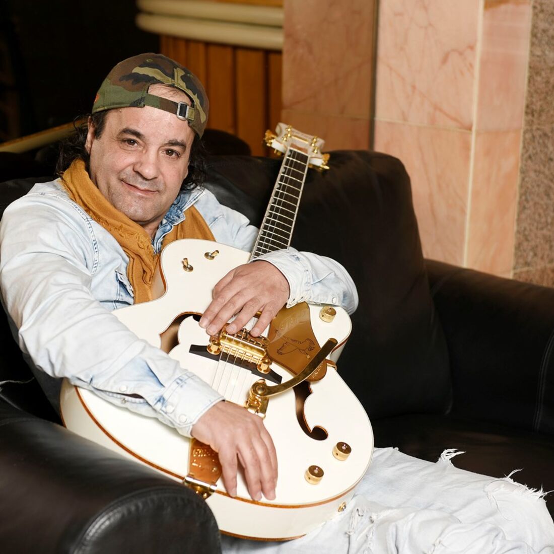 tony carreira