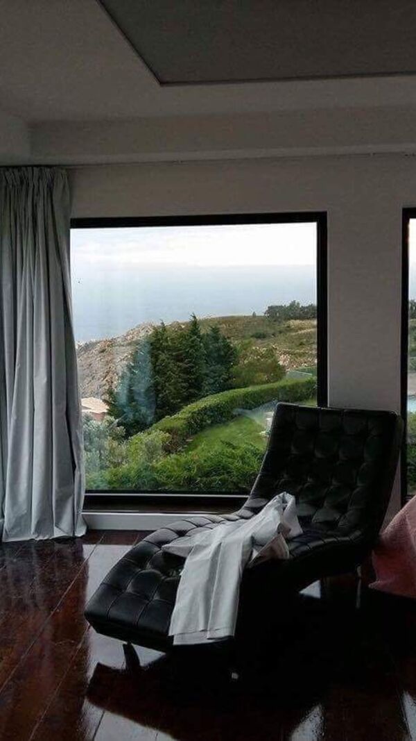 Cristina Caras Lindas casas 