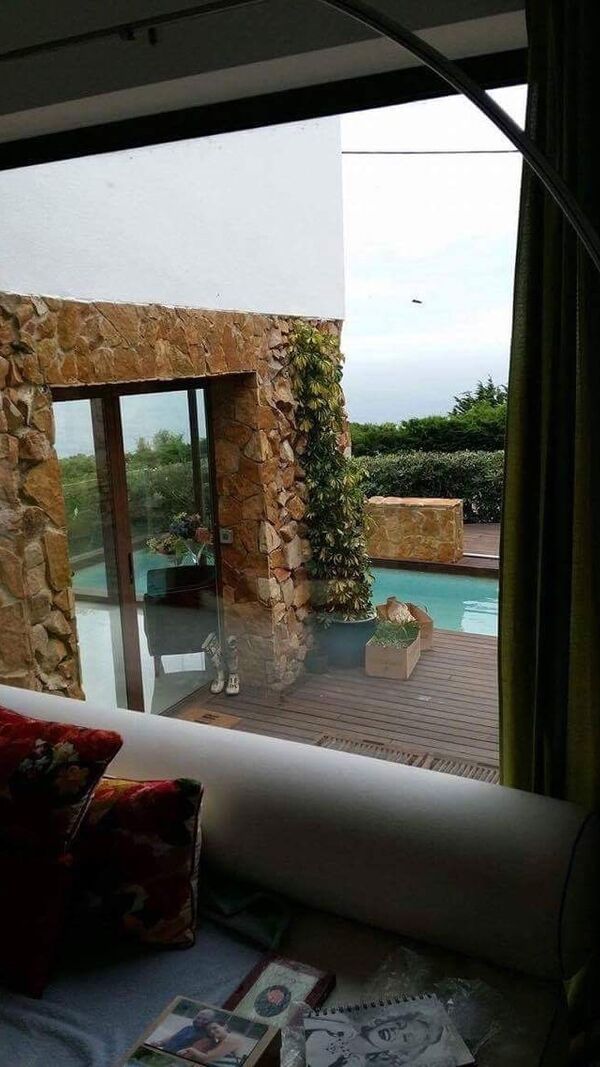 Cristina Caras Lindas casas 