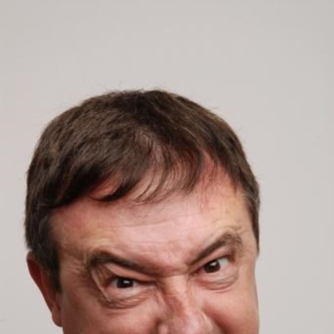 Luís Aleluia, ator, menino tonecas, violência doméstica, padrasto