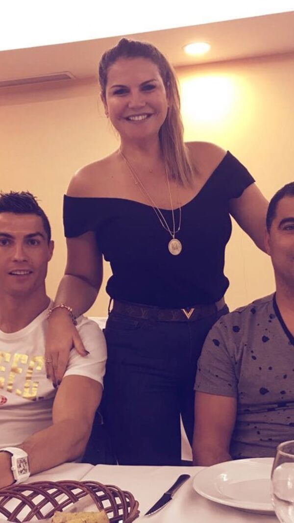 Kátia Aveiro