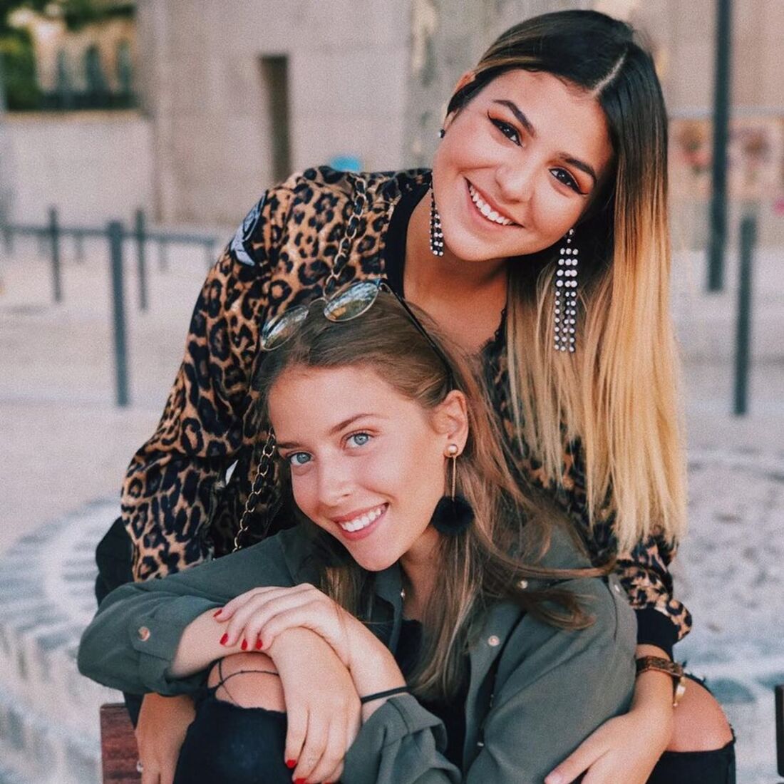 Sara Carreira, Bárbara Bandeira