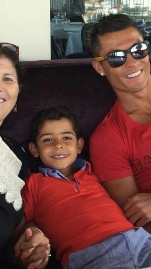 Cristiano Ronaldo, Ronaldo, Dolores Aveiro, Mãe, Aniversário