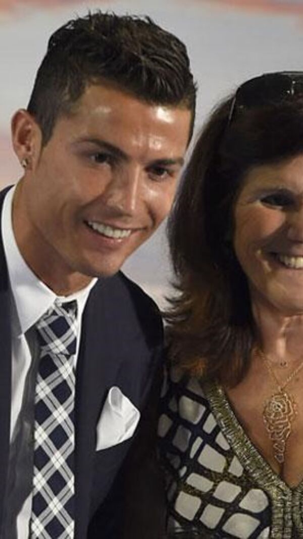 Cristiano Ronaldo, Ronaldo, Dolores Aveiro, Mãe, Aniversário