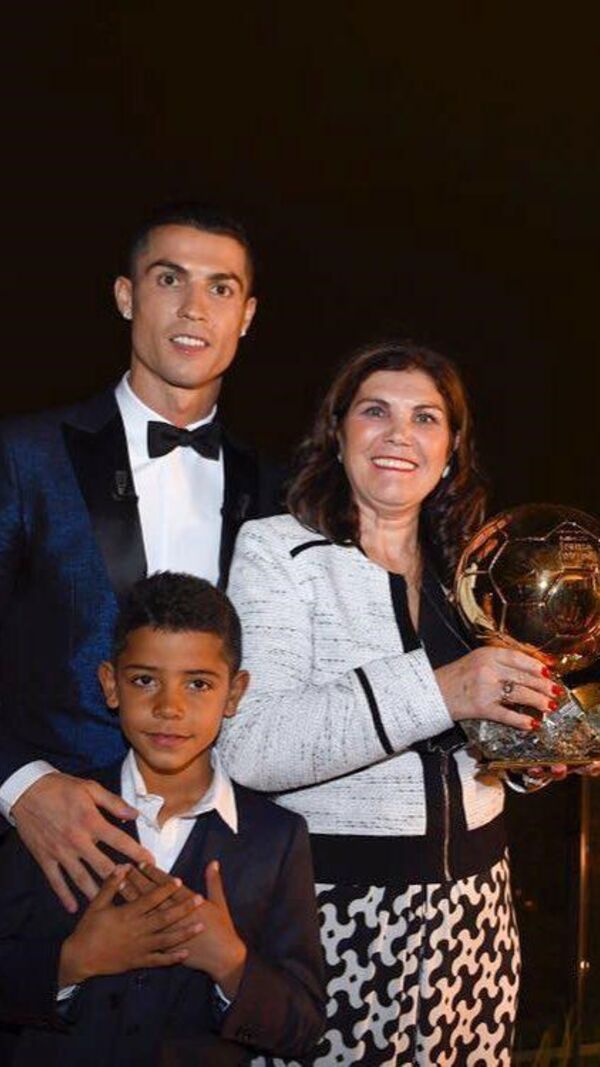 Cristiano Ronaldo, Ronaldo, Dolores Aveiro, Mãe, Aniversário