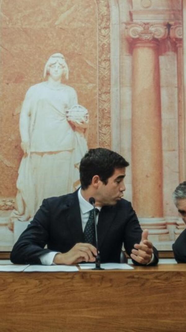 Adolfo Mesquita Nunes