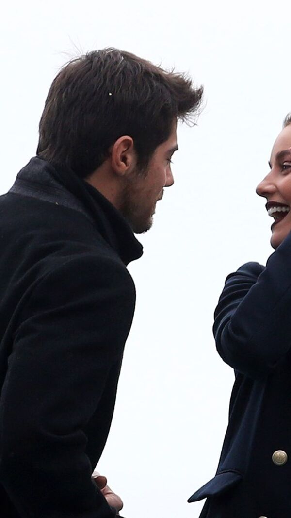 Kelly Bailey, Lourenço Ortigão