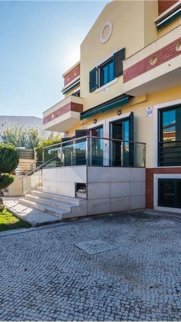 Casa Luciana Abreu