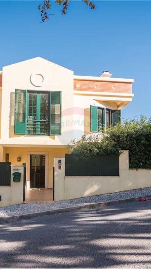 Casa Luciana Abreu