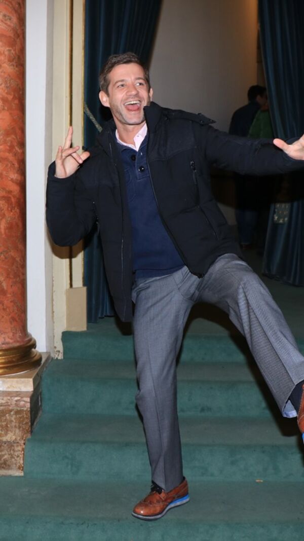 O Deus da Carnificina, Teatro da Trindade, Pedro Granger