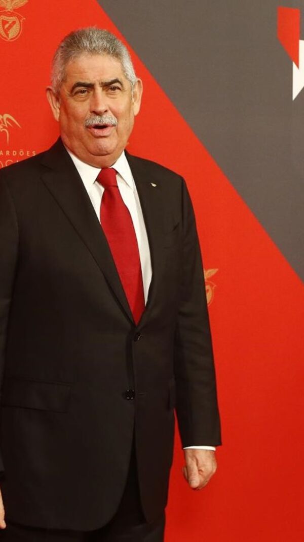 Gala do Benfica, troféus Cosme Damião, luís Filipe Vieira, Cláudia Vieira, Luís Costa Branco, Coliseu dos Recreios