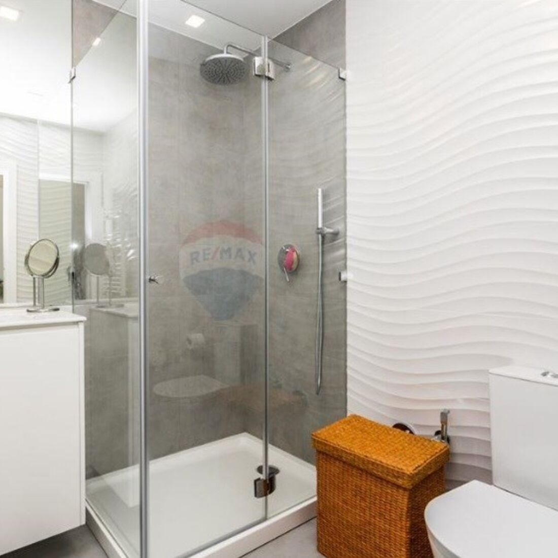 mickael carreira, tony carreira, apartamento, casa, imagens, compra, vende casa