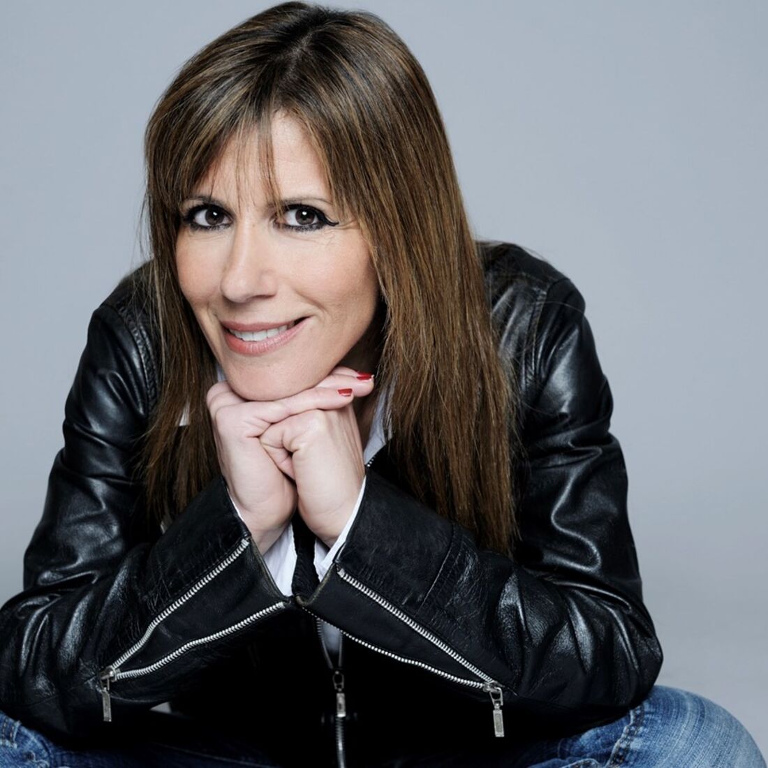 Dora, cantora, festival da canção, macdonalds