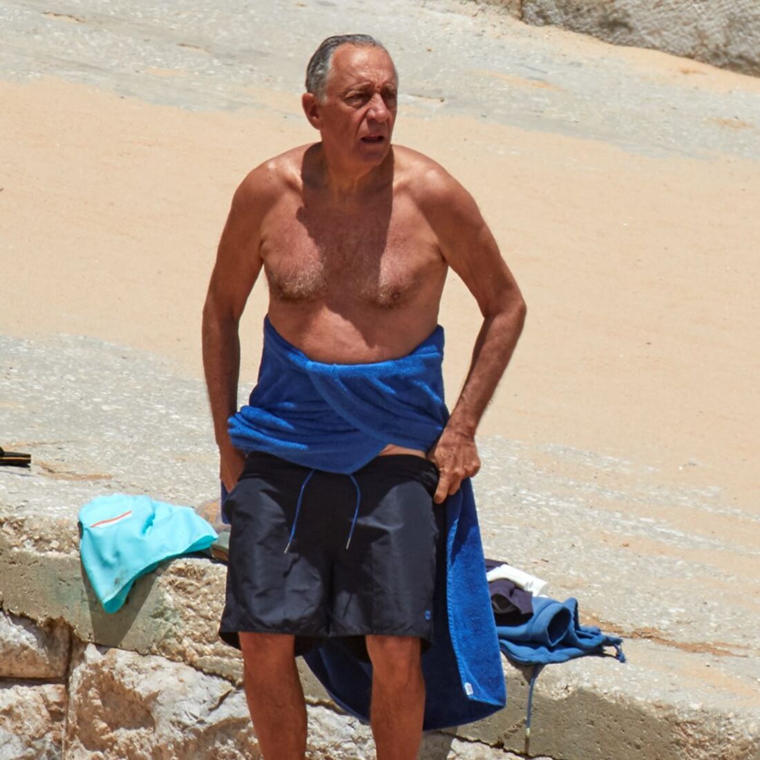 Presidente, Marcelo Rebelo de Sousa, calções, praia, cascais, presidente da república