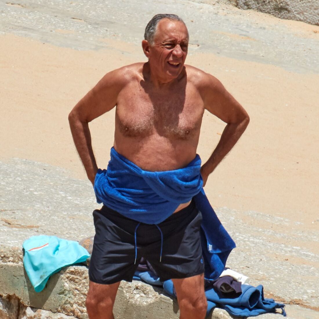 Presidente, Marcelo Rebelo de Sousa, calções, praia, cascais, presidente da república
