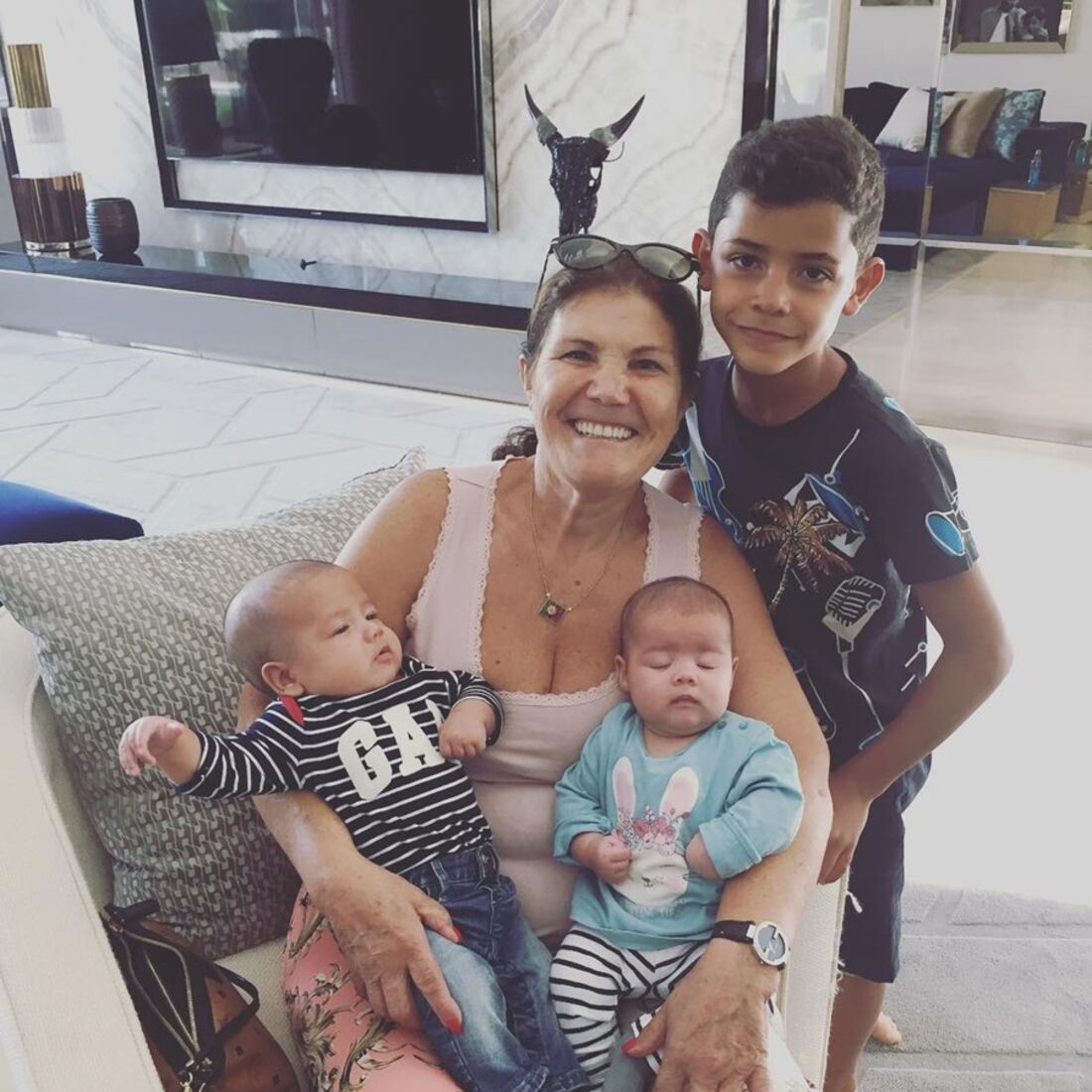 dolores aveiro, cristianinho