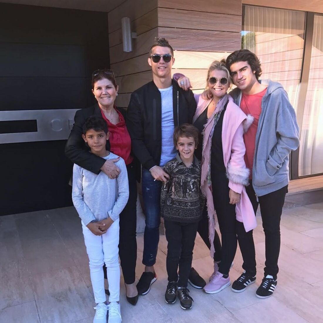 dolores aveiro, cristianinho