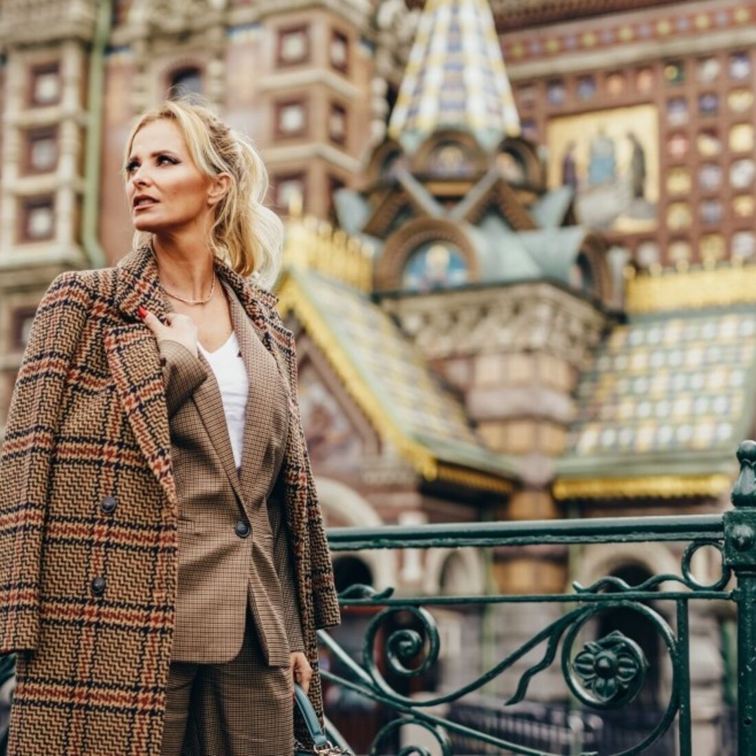 cristina ferreira, russia