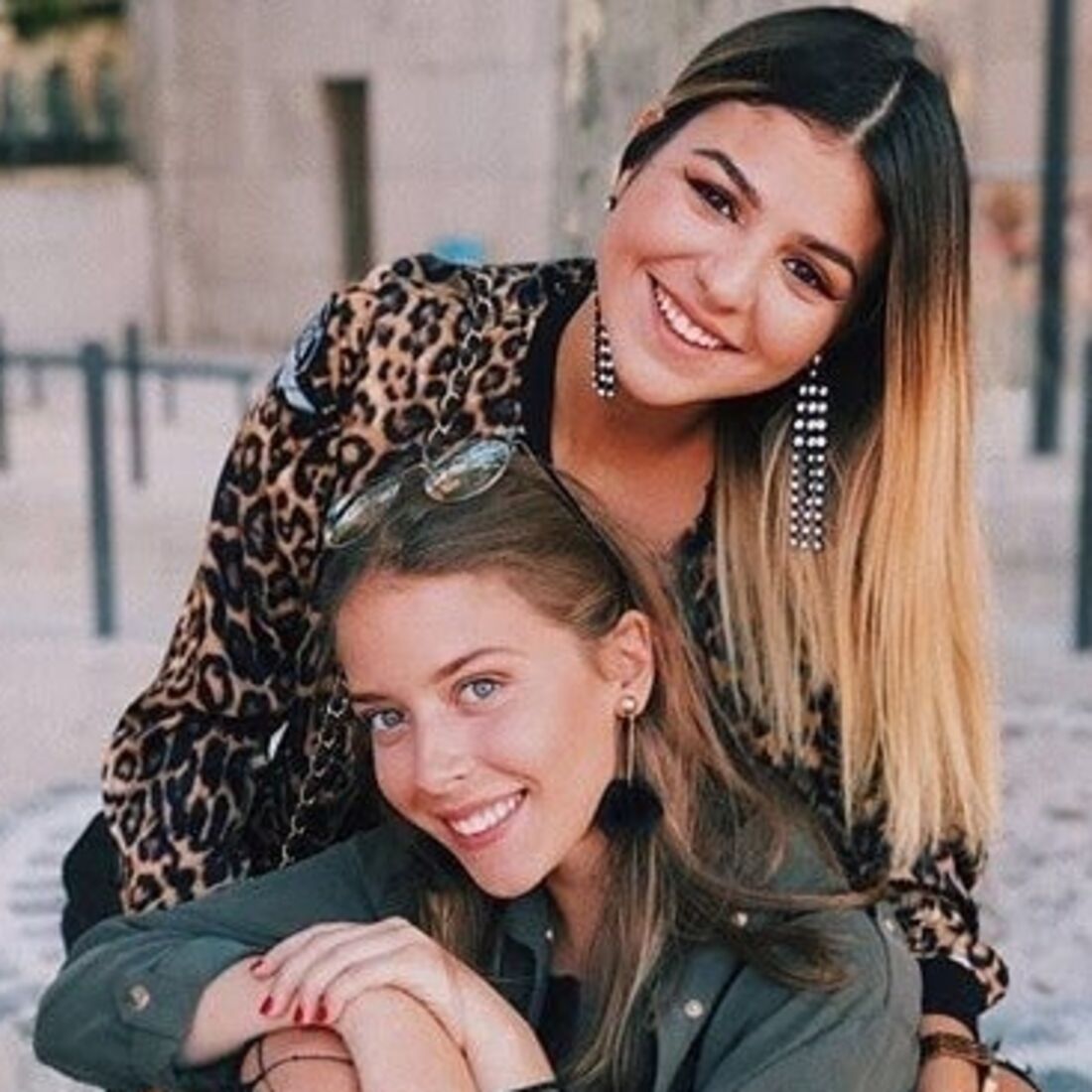 Sara Carreira, Bárbara Bandeira