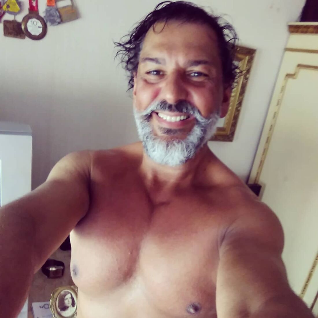 José Luís de Casados à Primeira Vista