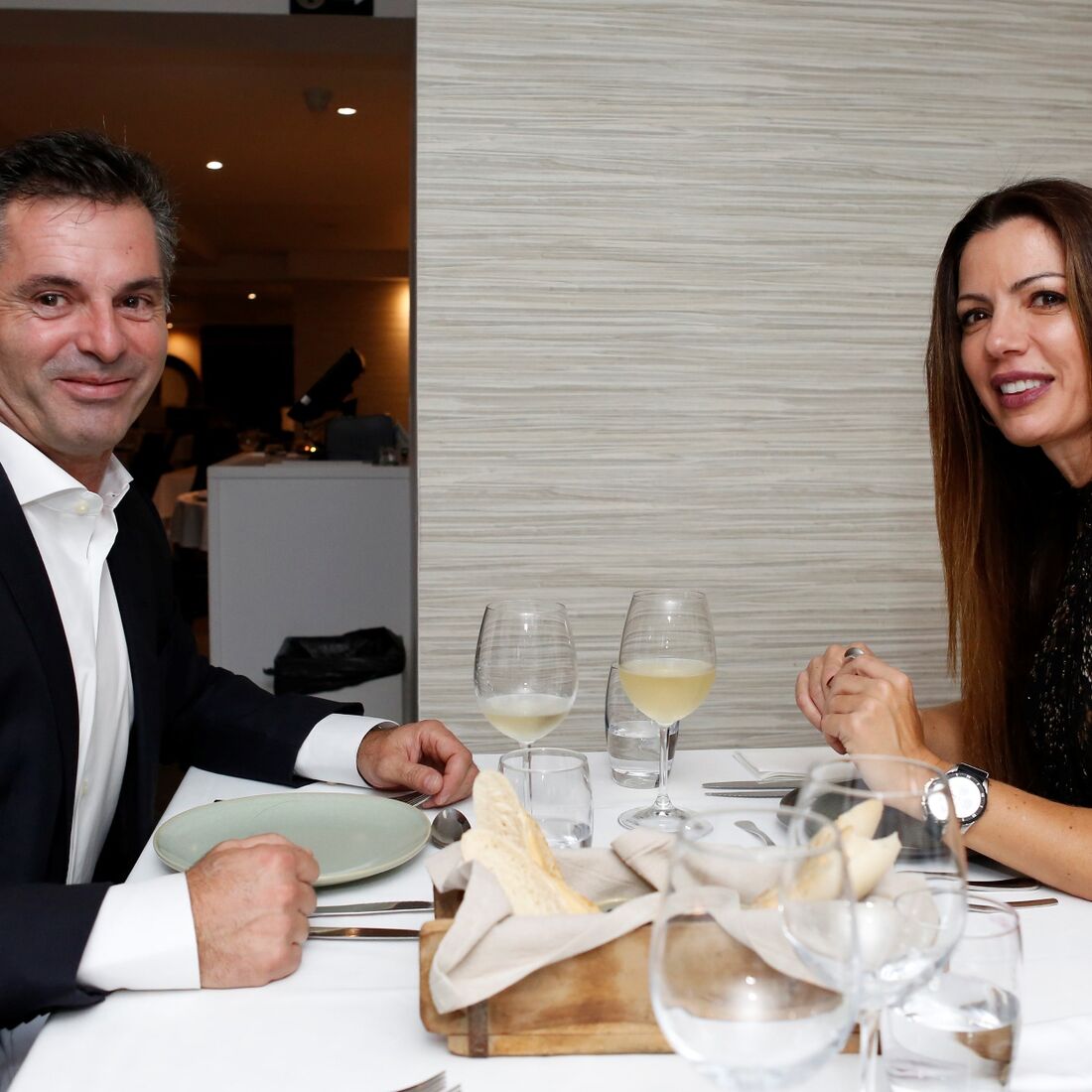  Francisco de 'Casados à Primeira Vista' com amiga 