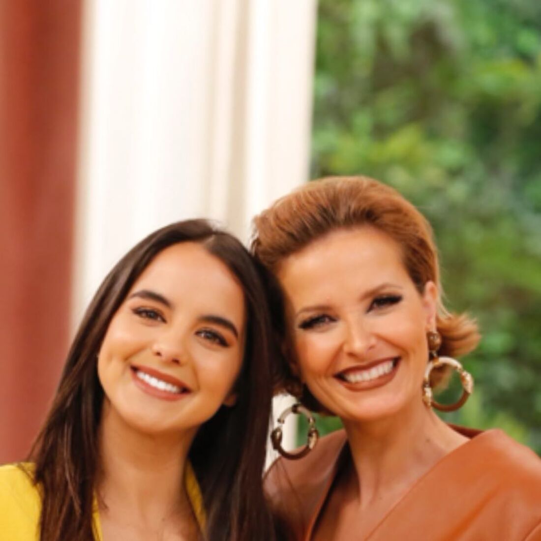 Sara Matos, Cristina Ferreira