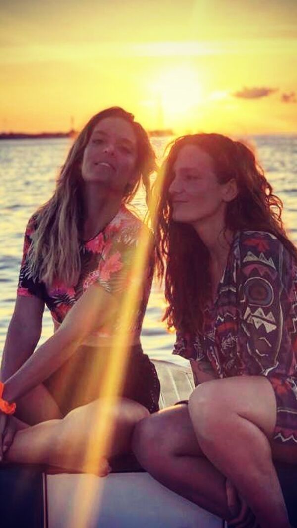 diana chaves, sara chaves, maldivas