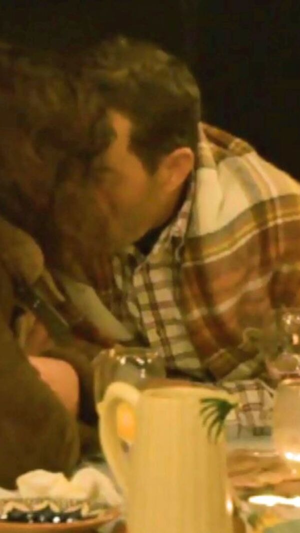 Quem quer casar com o meu filho?, João Neves, Isabel