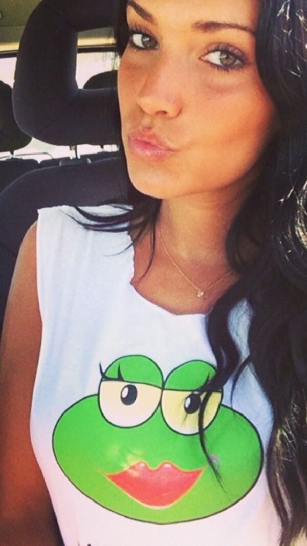 Carolina Fernandes, Ângelo Rodrigues