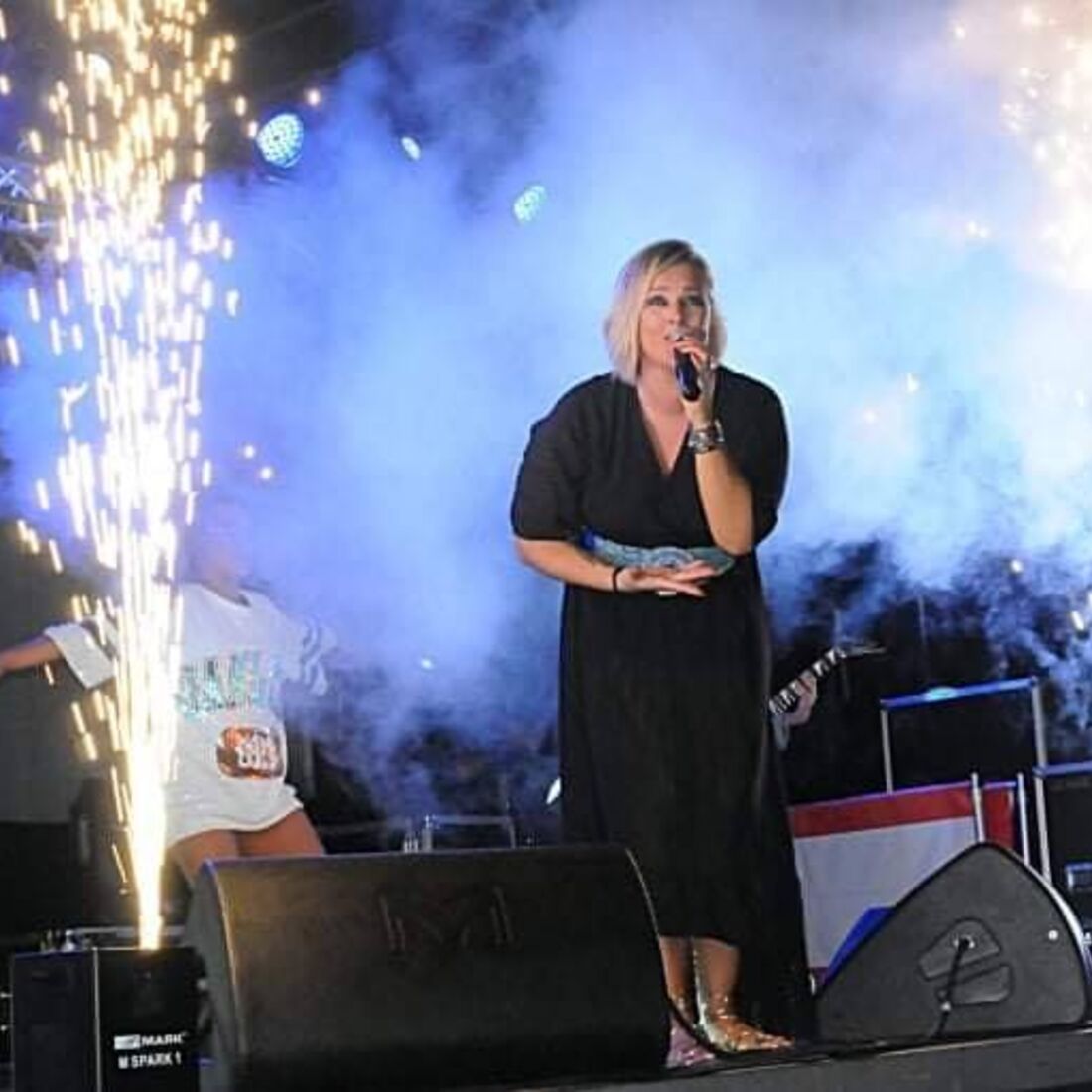 Cantora Micaela