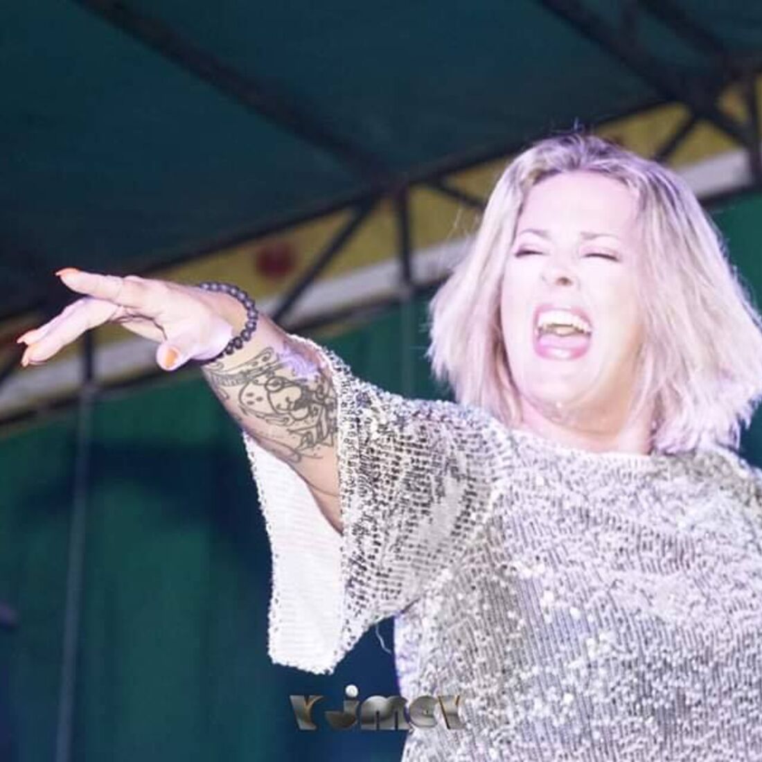 Cantora Micaela