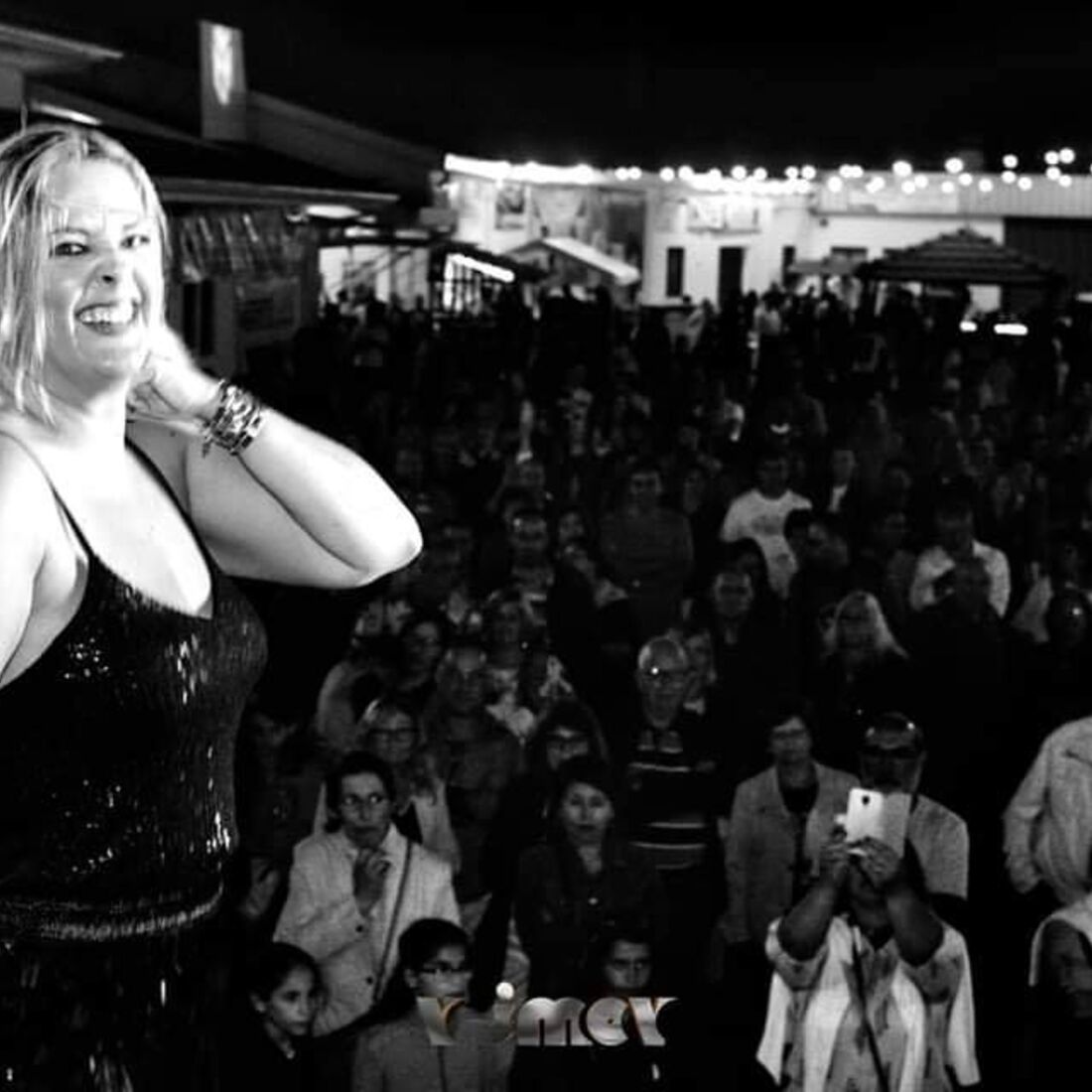 Cantora Micaela