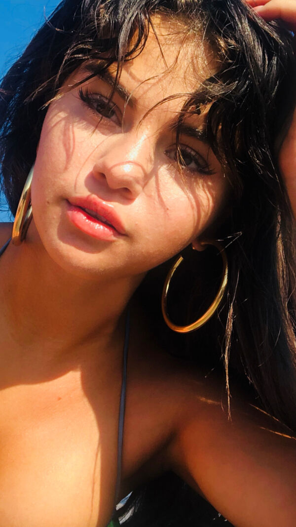 Selena gomez