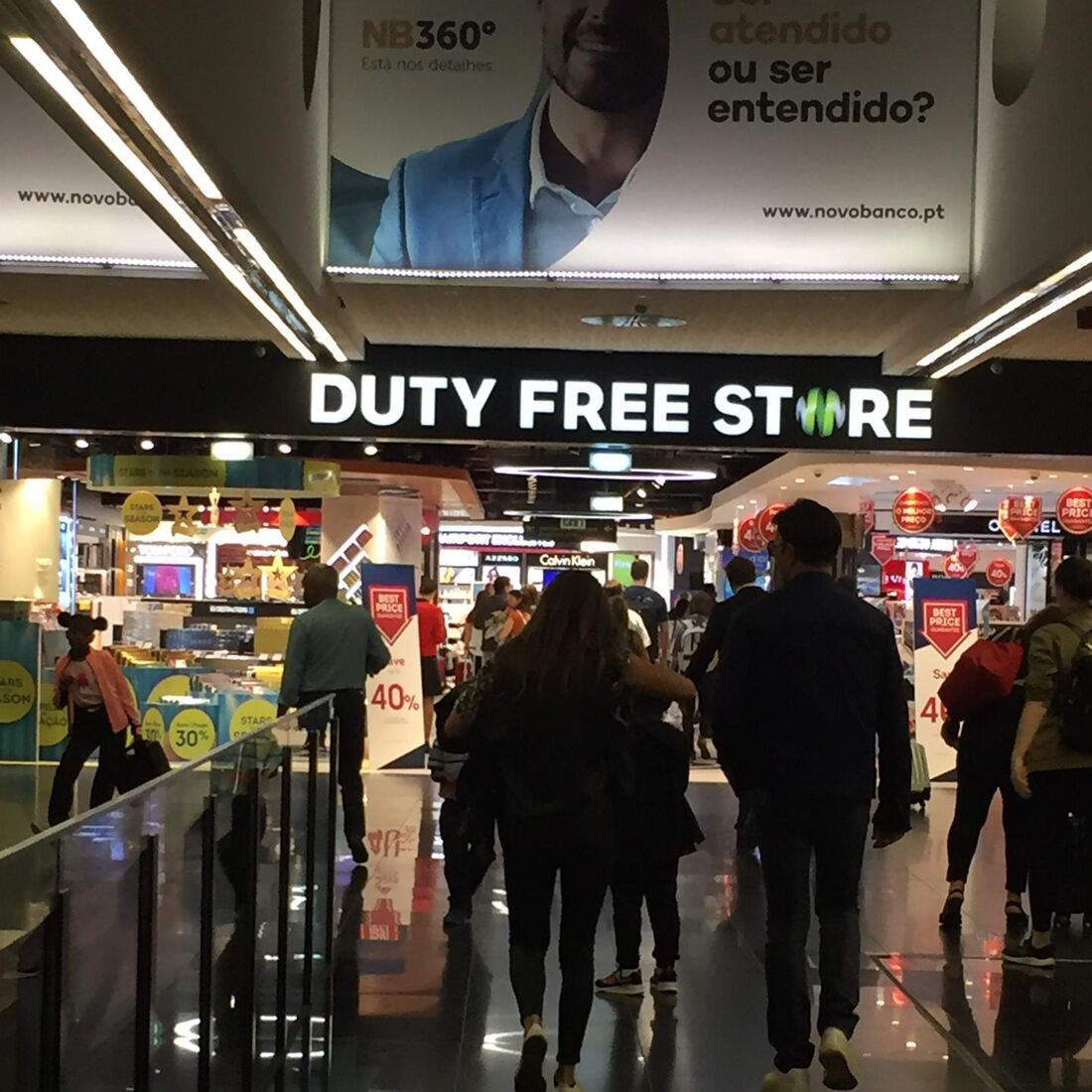 Tony Carreira, ângela rocha, aeroporto, divórcio, romance 