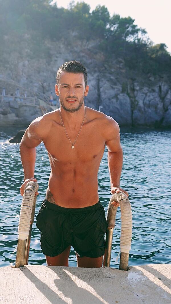 Ruben Rua, Amanda Amorim