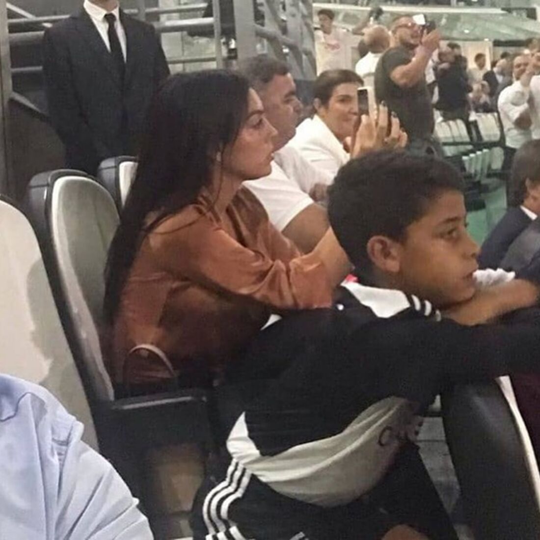 Cristiano Ronaldo, CR7, Ronaldo, Georgina Rodríguez, Dolores Aveiro, turim, juventus, zanga, allianz