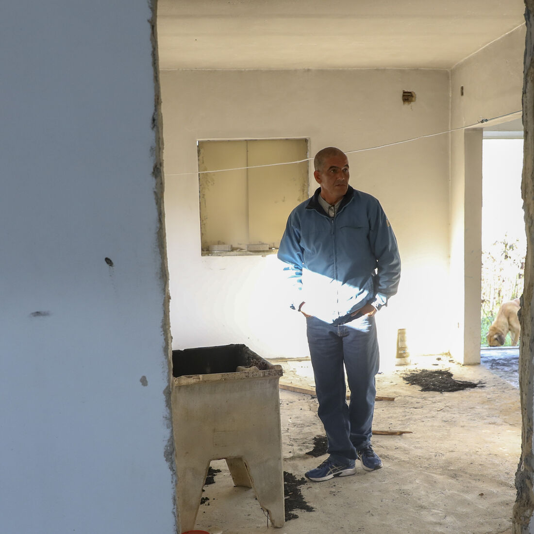 Manuel Xavier, sem abrigo