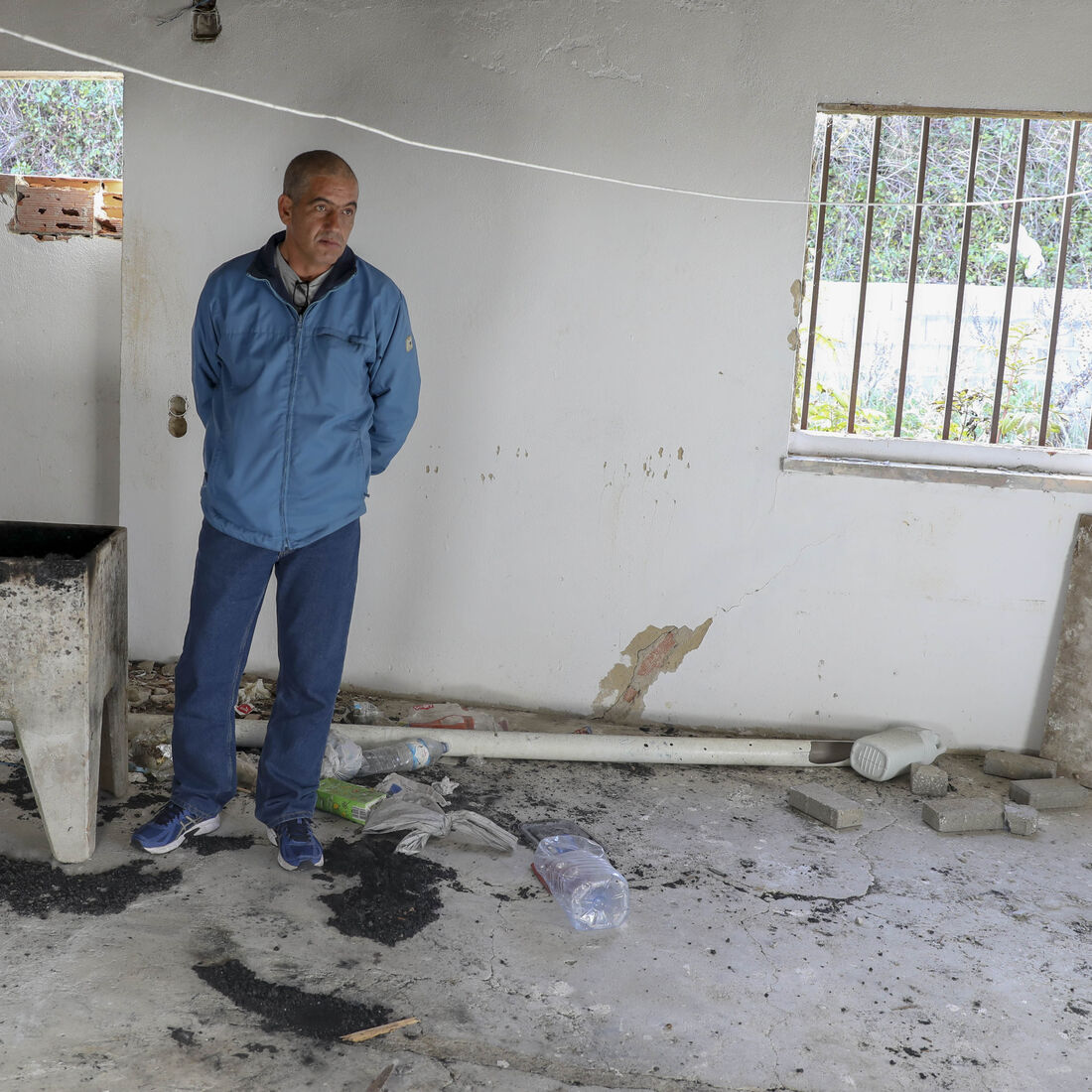 Manuel Xavier, sem abrigo